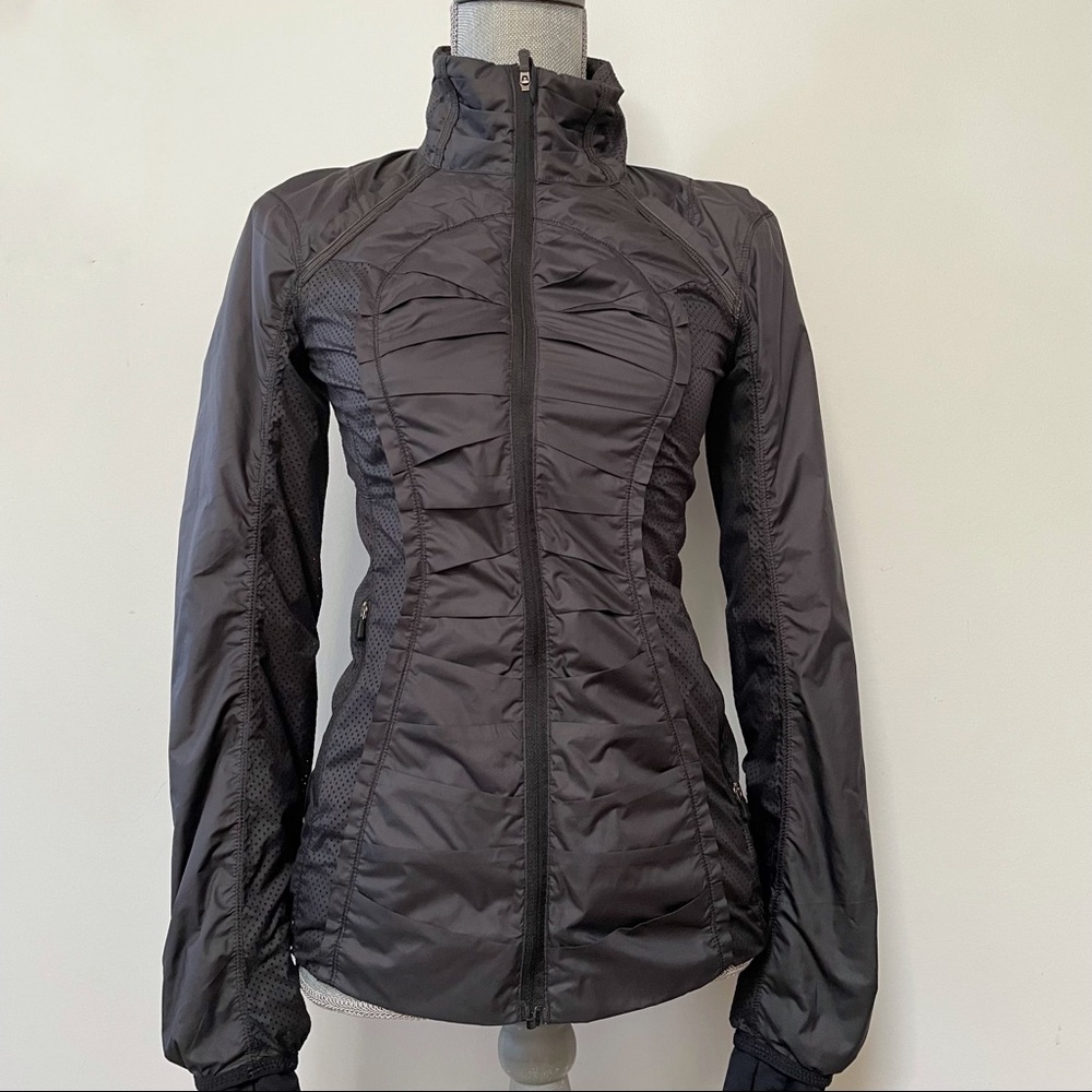 Lululemon ruffled ruched jacket